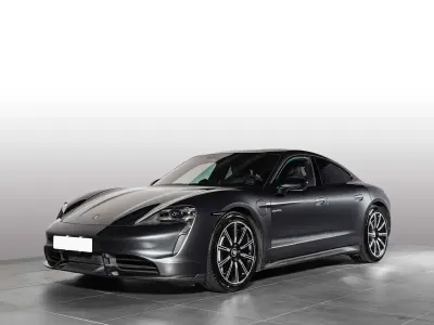 Usata Porsche Taycan 141 kW (193 CV) 2020 Other Berlina