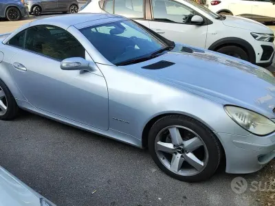 Usata Mercedes SLK200 163 CV (119 kW) 2004 Cabrio