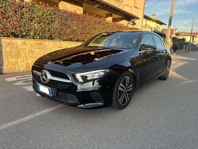 Usata Mercedes A180 136 CV (100 kW) 2019 Nero Berlina