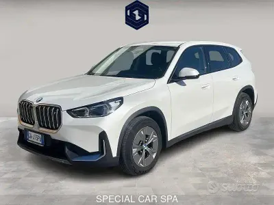 Usata BMW iX1 Comfort Edition 279 kW (380 CV) 2024 Bianco SUV