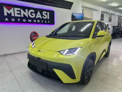 Nuova BYD Dolphin Surf Boost 35 kW (48 CV) 2026 Giallo Utilitaria