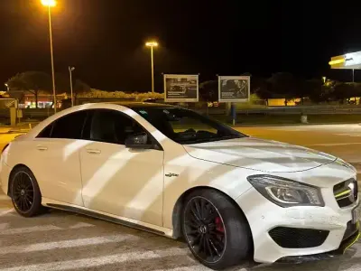 Usata Mercedes CLA45 AMG AMG 360 CV (264 kW) 2014 Bianco Berlina