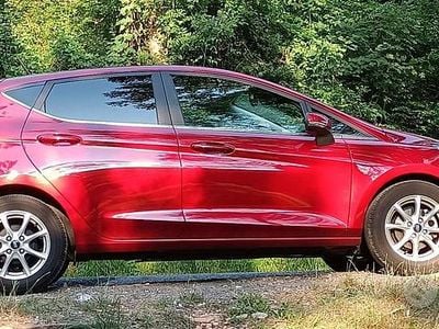 Usata Ford Fiesta 125 CV (91 kW) 2020 Rosso Utilitaria