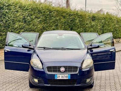 Usata Fiat Croma 147 CV (108 kW) 2009 Blu Station wagon