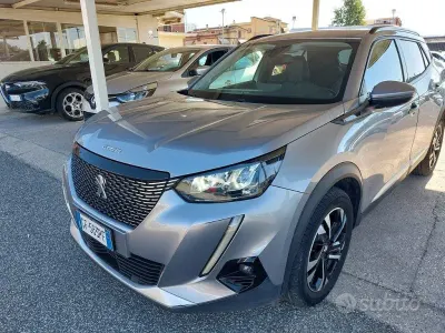 Usata Peugeot 2008 Allure 110 CV (80 kW) 2021 Grigio SUV