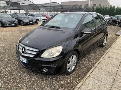 Usata Mercedes B180 Chrome 109 CV (80 kW) 2009 Nero Monovolume