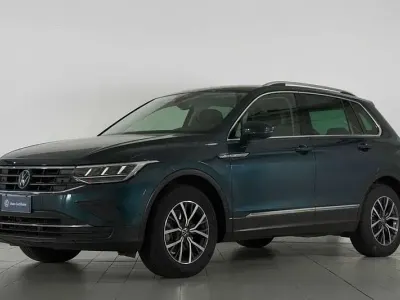 Usata VW Tiguan Life 150 CV (110 kW) 2023 Blu SUV