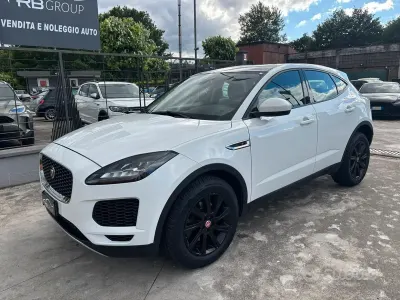 Usata Jaguar E-Pace R-Dynamic 150 CV (110 kW) 2019 Bianco SUV