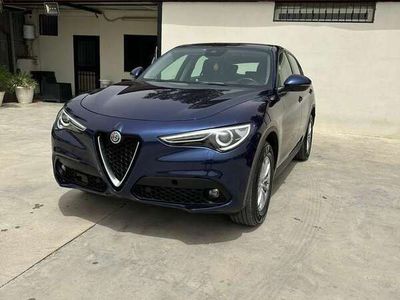 Usata Alfa Romeo Stelvio Executive 179 CV (131 kW) 2018 Blu SUV