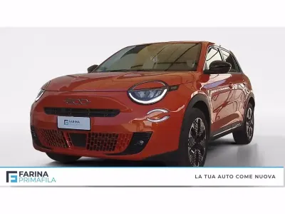 Nuova Fiat 600 La Prima 110 CV (80 kW) 2025 Arancio sole d'italia SUV