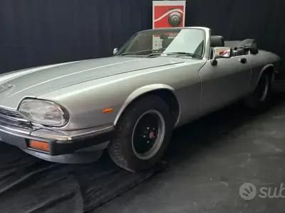 Usata Jaguar XJ 300 CV (220 kW) 1988 Grigio Berlina