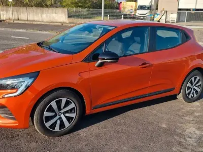 Käytetty Renault Clio V Equilibre 65 HP (47 kW) 2023 Sedan