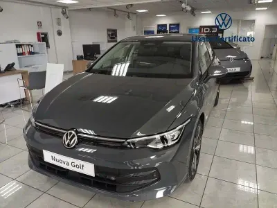 Nuova VW Golf VIII Edition 204 CV (150 kW) 2026 Dolphin grey Utilitaria