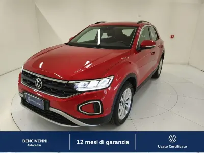 Usata VW T-Roc Life 116 CV (85 kW) 2022 Rosso SUV