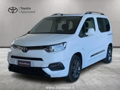 Usata Toyota Proace Verso City 102 CV (75 kW) 2021 Bianco Station wagon
