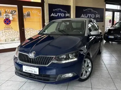 Usata Skoda Fabia Ambition 75 CV (55 kW) 2016 Blu Berlina