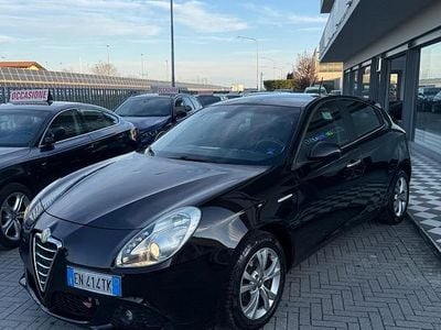 Usata Alfa Romeo Giulietta Distinctive 120 CV (88 kW) 2012 Nero Utilitaria