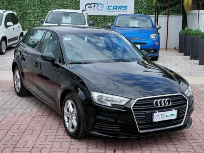 Usado Audi A3 Ambiente 150 CV (110 kW) 2020 Negro Berlina