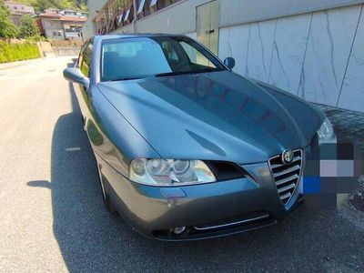 Alfa Romeo 166