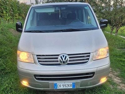 Usata VW Caravelle 131 CV (96 kW) 2009 Monovolume