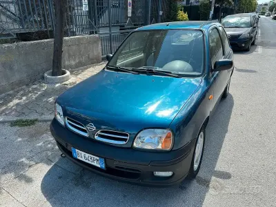 Usata Nissan Micra 54 CV (39 kW) 2002 Blu Utilitaria