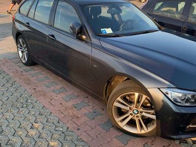 usata BMW 320 320 d Touring xdrive Sport