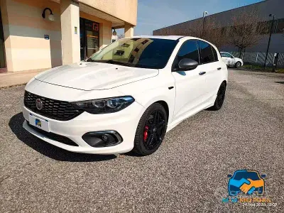 Usata Fiat Tipo Sport 225 CV (165 kW) 2019 Bianco Berlina