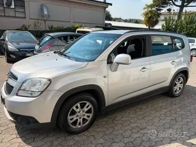 Usata Chevrolet Orlando LTZ 141 CV (103 kW) 2011 Grigio Monovolume