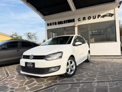 Usata VW Polo Comfortline 75 CV (55 kW) 2012 Bianco Utilitaria