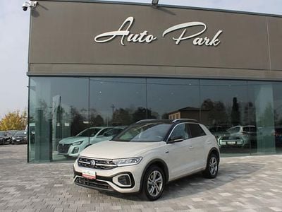 Usata VW T-Roc R-line 116 CV (85 kW) 2023 Beige SUV