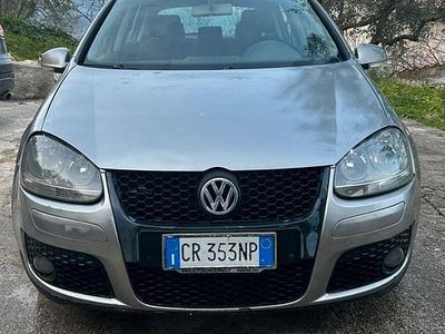 Usata VW Golf IV 140 CV (102 kW) 2005 Grigio Berlina