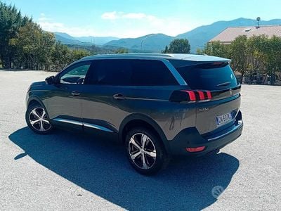 Usata Peugeot 5008 131 CV (96 kW) 2023 Grigio SUV