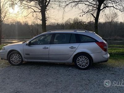 Usata Renault Laguna II 130 CV (95 kW) 2006 Grigio Station wagon