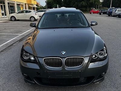 Usata BMW 545 M Sport 355 CV (261 kW) 2004 Grigio Berlina