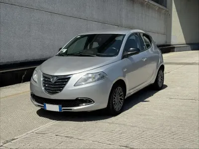 Usata Lancia Ypsilon