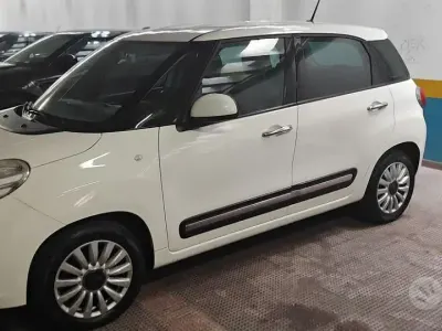 Usata Fiat 500L Pop Star 105 CV (77 kW) 2014 Bianco Monovolume