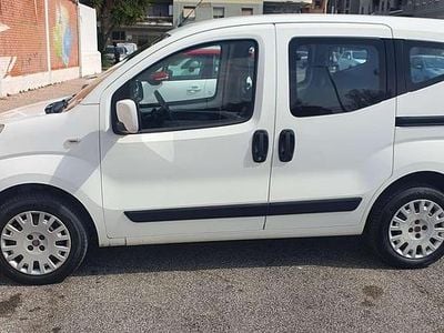 Usata Fiat Qubo Trekking 95 CV (69 kW) 2013 Bianco Monovolume