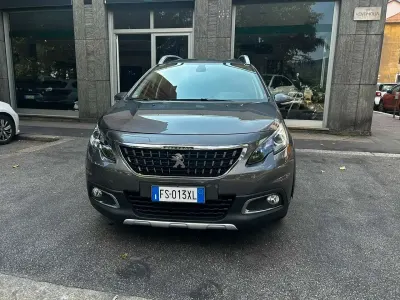 Usata Peugeot 2008 Allure 110 CV (80 kW) 2018 Grigio SUV