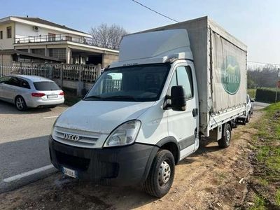 usata Iveco Daily 35 S 10 CASSONE CENTINATO CON SPONDA MOTORE KO