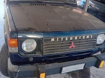 Usata Mitsubishi Pajero Top 95 CV (69 kW) 1988 Blu/azzurro SUV