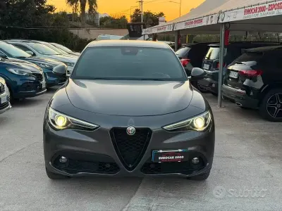 Usata Alfa Romeo Stelvio Sprint 190 CV (139 kW) 2022 Grigio SUV