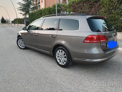 Usata VW Passat 150 CV (110 kW) 2012 Grigio Berlina