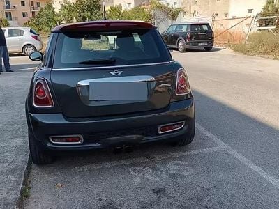 Usado Mini Cooper 211 HP (155 kW) 2011 Cinzento Citadino