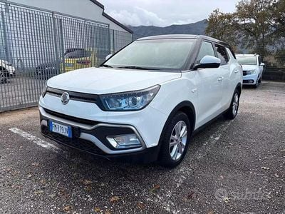 Usata SsangYong XLV 115 CV (84 kW) 2018 Bianco SUV