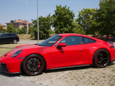 Usata Porsche 911 GT3 510 CV (375 kW) 2023 Rosso Coupé
