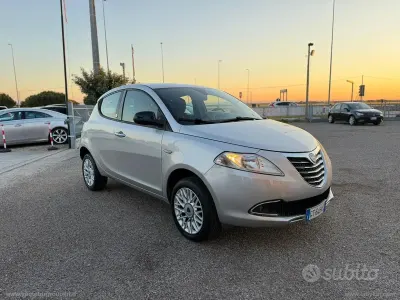 Begagnad Lancia Ypsilon Gold 85 HK (62 kW) 2013 Halvkombi