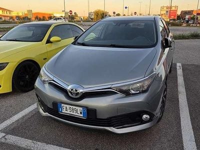 Usata Toyota Auris Active 116 CV (85 kW) 2015 Berlina