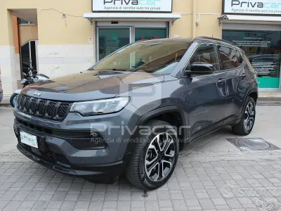 Usata Jeep Compass 131 CV (96 kW) 2022 Grigio SUV