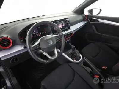 Usata Seat Arona FR 116 CV (85 kW) 2025 Grigio SUV