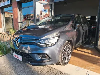 Usata Renault Clio IV Intens 90 CV (66 kW) 2016 Grigio Berlina